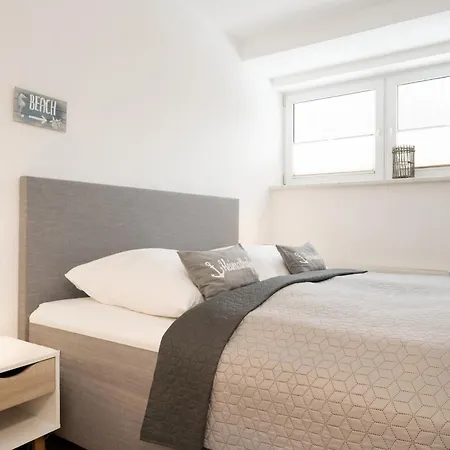 Apartamento Haus Strandgefluester Seestern *