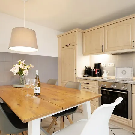 Haus Strandgefluester Seestern Appartement